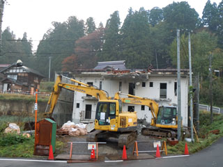 教員住宅解体